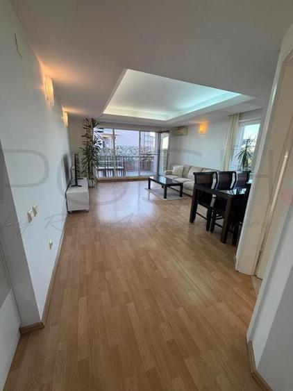 Apartament cu 3 camere semidecomandat, mobilat în Herăstrău