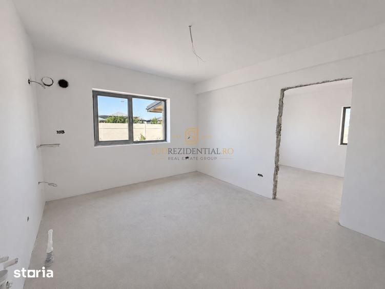 Casă cu 5 camere cu Teren 420 Mp în Vidra