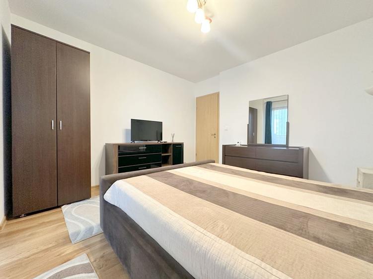 Apartament cu 3 camere decomandat, mobilat în Torontalului