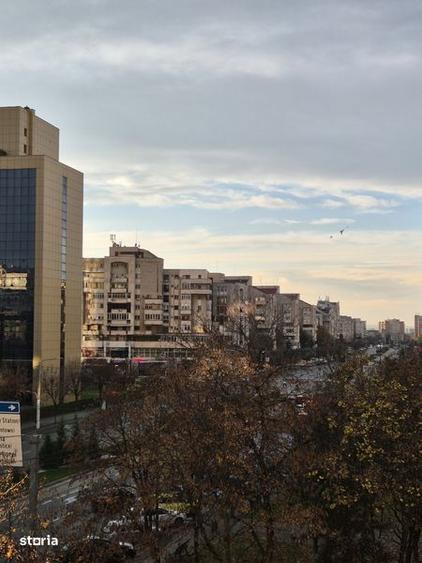 Apartament cu 2 camere decomandat în Calea București