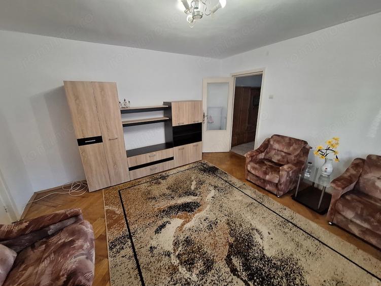 300 euro!!! AP cu 2 camere cu centrala proprie Zona Complexul Studentesc - 1