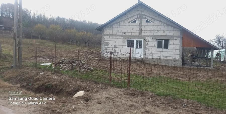 Casa semifinisata de vanzare