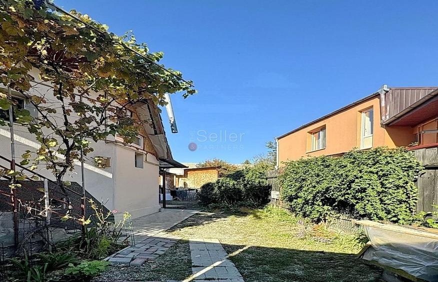 Curte Generoasa | Loc de Parcare - 1