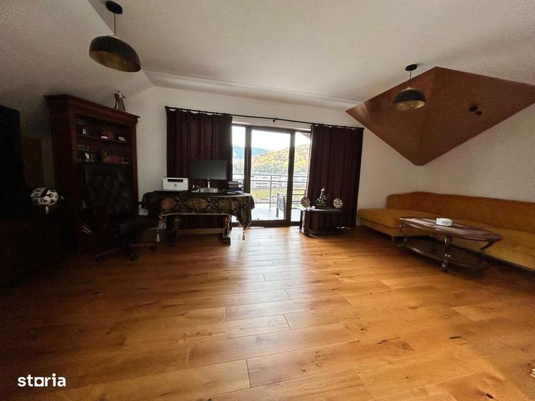 Vand apartament 4 camere + terasa generoasa - 1