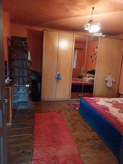 Casa de vanzare + anexe - 6