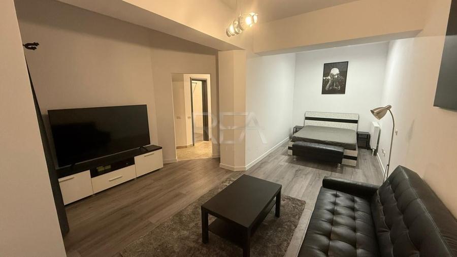 Garsoniera Oltenitei decomandata, centrala, parcare , 45 mp, renovat - 1