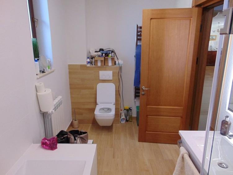 FARA COMISIOANE linga padure Vila 7 camere mobilata 4 bai 2 terase pe 1600mp - 38