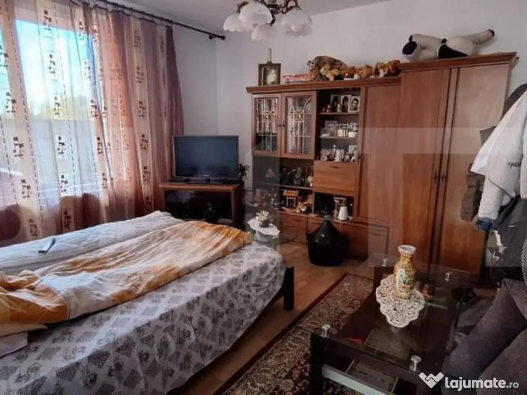 Casa dev vanzare , 220mp , zona AquaStar - 2