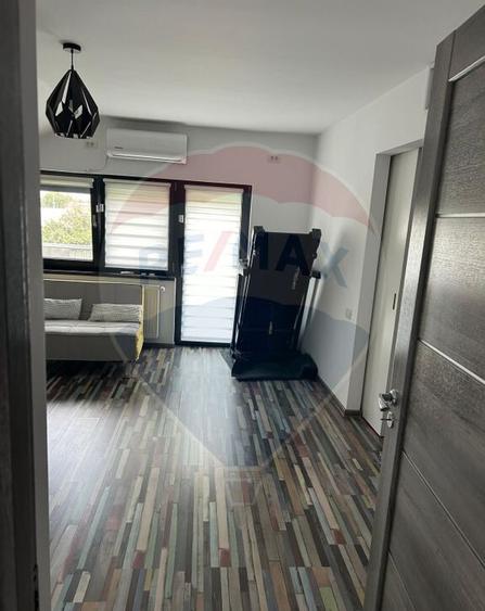 DE VANZARE Casa / Vila cu 5 camere de vanzare in BUFTEA - 23