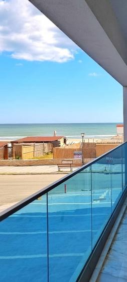 Apartament cu 2 bai si vedere la mare in primul rand la promenada - 1