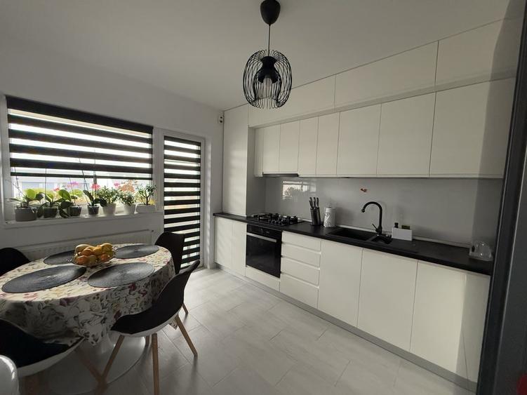 Apartament de vanzare 3 camere decomandate ,78mp plus pod 85mp - 6