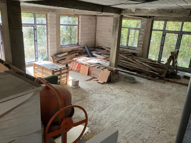 Casa 480  mp  costructie la gri; Transfagarasan, Cartisoara, 900 mp teren, parau - 7