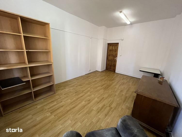 INCHIRIEZ spatiu birou ,20 mp, zona Turnisor (Autogarii Atlassib) - 1