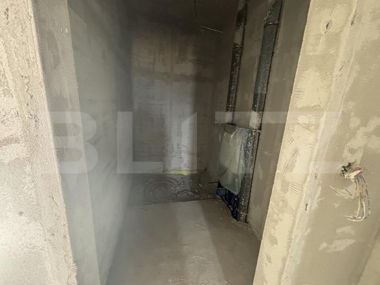 Apartament cu 3 camere decomandat în Micro 17