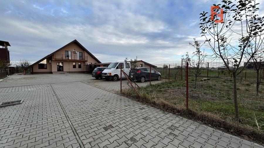 Comision 0% Casa 5 camere - panouri fotovoltaice in Sanandrei - 4