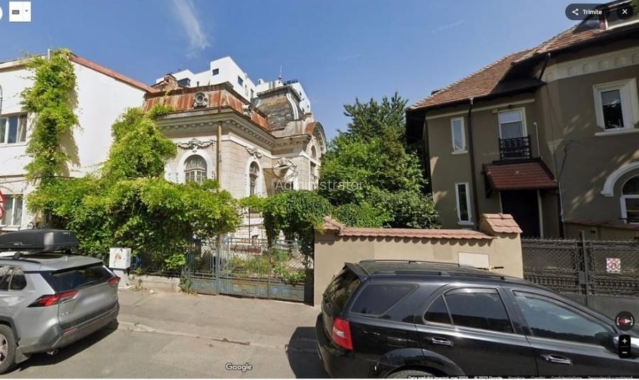 Vilă Interbelică 500 mp, Str. Toamnei ,12 camere, Curte 330 mp.Comision 0%