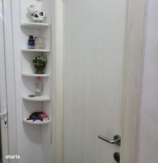 Garsoniera zona Lapus - 1