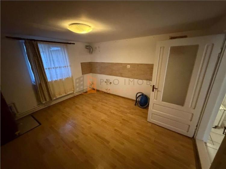 Casa tip parter zona Cernatesti - 2