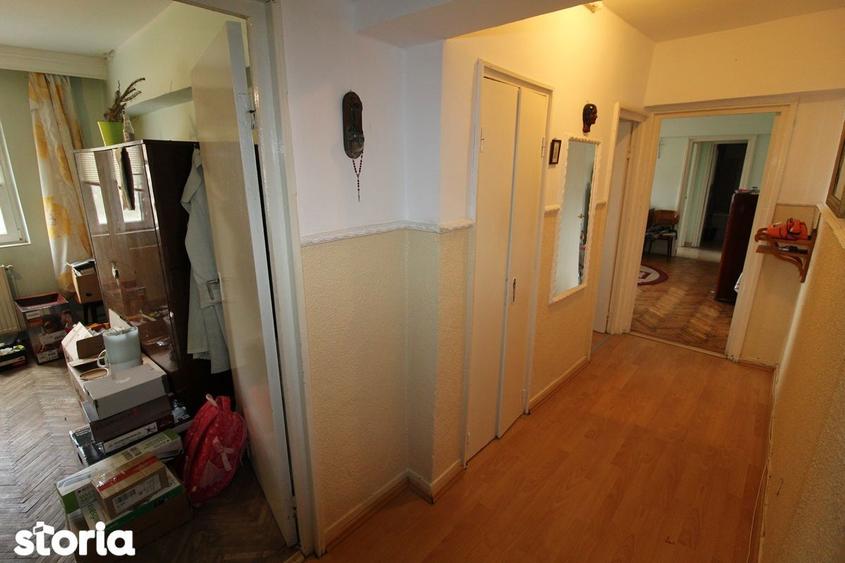 Vand apartament cu 3 camere in Calan, Central-Str.Traian, etaj 2... - 3