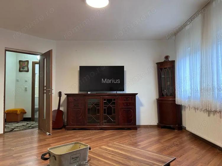 Apartament cu 3 camere decomandat etajul 1 Zona Fraidorf
