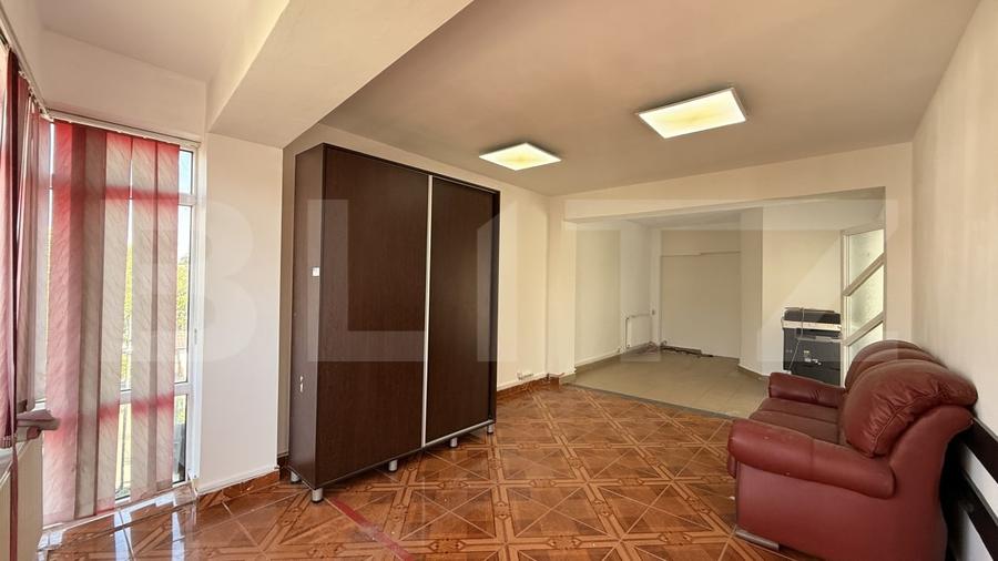 Spatiu birouri P + E + M, 308 mp utili, zona Medicina Veche - 11