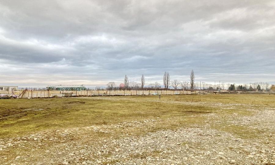 Teren Intravilan - Pretabil Dezvoltare Rezidentiala - Brasov - 3