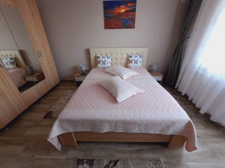 TERMEN LUNG ( INCLUSIV VARA) - MAMAIA NORD -  PLAJA MACKEREL - 2 CAMERE - 4