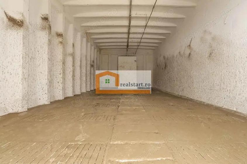 Codlea, Depozite si teren 1,7Ha, 5600mp cladiri, D 155ml la DJ112A, acces E60 - 9