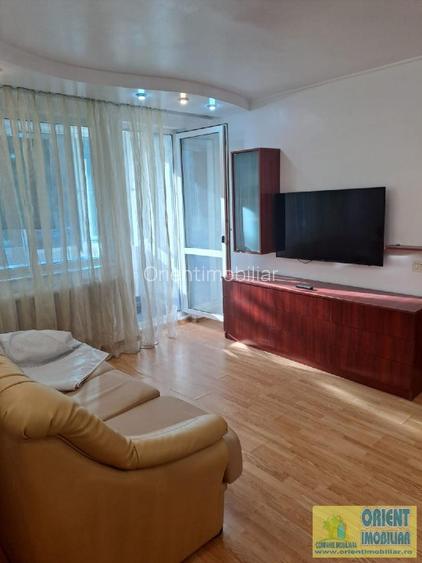 City Park Mall, 2 camere, mobilat, etaj 2, inchirieri