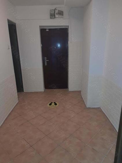 Inchiriez spatiu comercial - 9