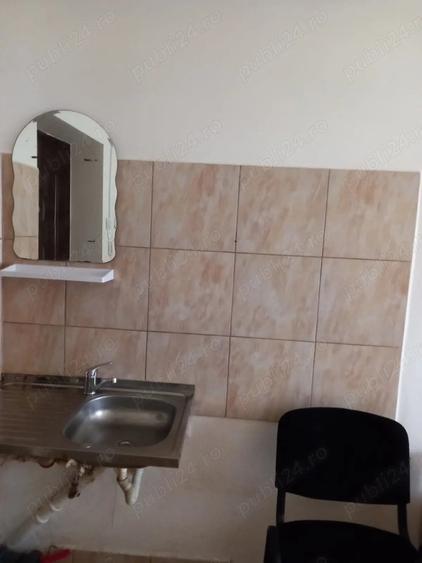 Camera camin zona bularga in spate la jambo - 3