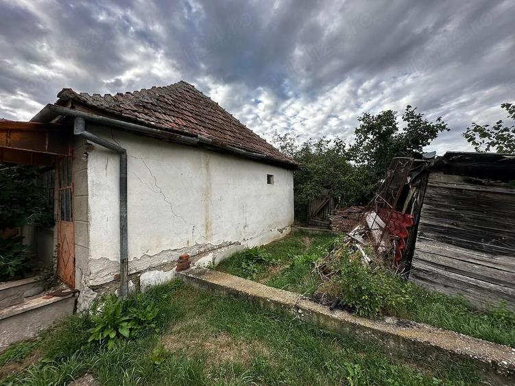 Casa cu teren generos de vanzare in Ianova (Remetea Mare) 129 mp + 1078 mp - 1