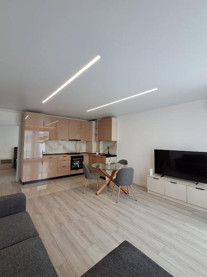 Studio premium cu terasă spectaculoasă | Apărătorii Patriei  – lângă metrou - 1