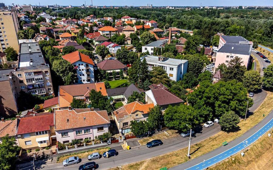 Casa pe Faleza Mure?ului - 1