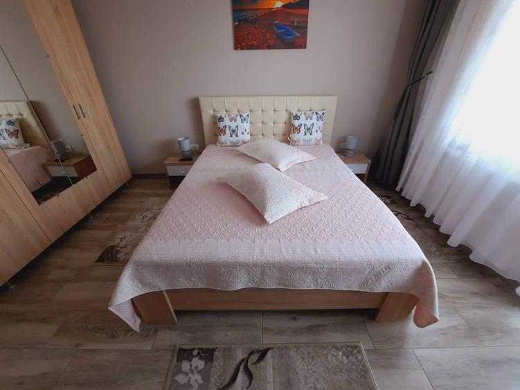 TERMEN LUNG ( INCLUSIV VARA) - MAMAIA NORD -  PLAJA MACKEREL - 2 CAMERE - 8