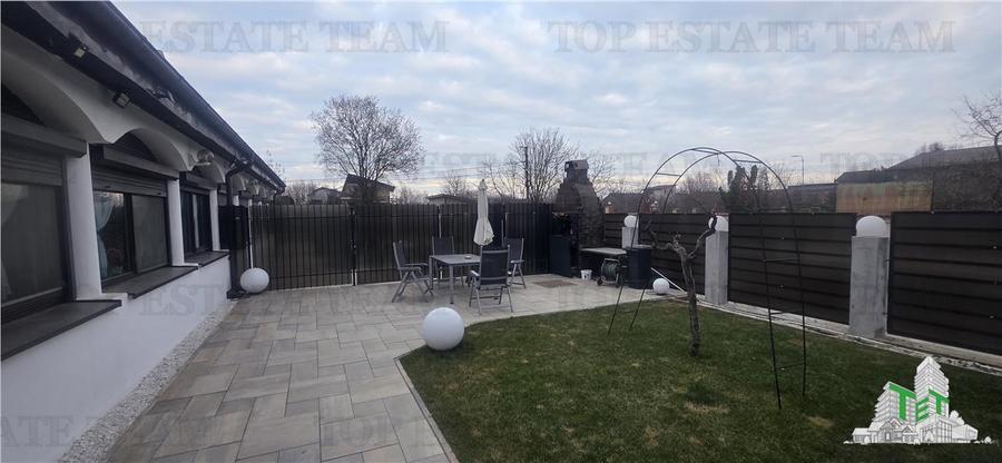 Prelungirea Ghencea/ Vila exclusivista cu panouri solare si garaj/ 5 camere, 240 - 6