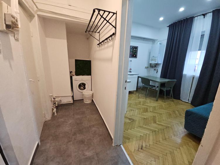 Garsoniera dubla situata pe str Batistei chiar langa gura de metrou Universitate - 7