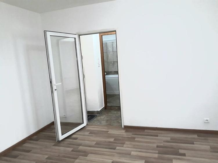 Mosilor, Traian, Eminescu, stradal 1/8 sdec renovat nemob utilat partial - 4