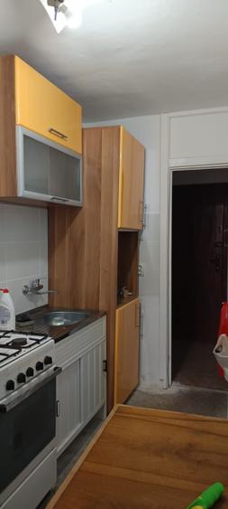 Proprietar inchiriez apartament o camera zona Bucovina. - 2