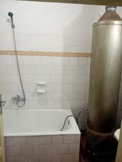 Roznov casa si teren 1000 mp. - 4