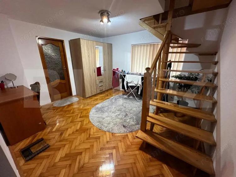 Casa spa?ioasa, aproape de centru, intr-o zona excelenta din Sebe? - 8