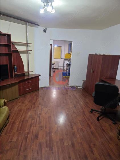 Apartament 2 camere Zona Soarelui | Etaj 1 | Decomandat - 1