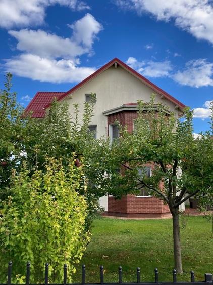 PROPRIETAR VAND/inchiriez vila in cart Irish Park, 5 camere, 3 niv, curte 420 mp - 2