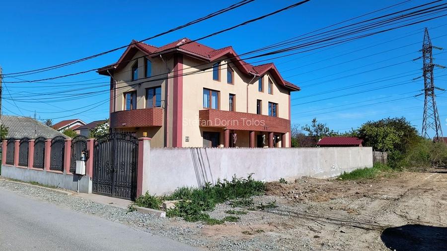 Năvodari | Casă spațioasă cu teren mare