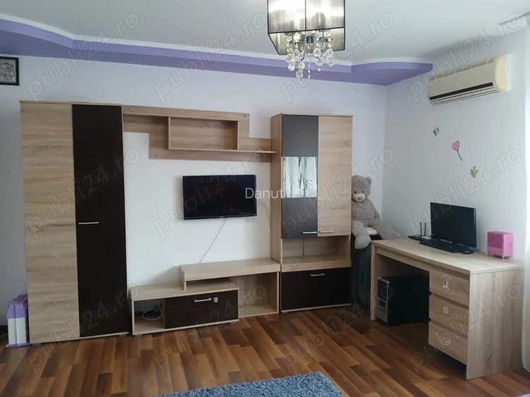 Proprietar, vand apartament