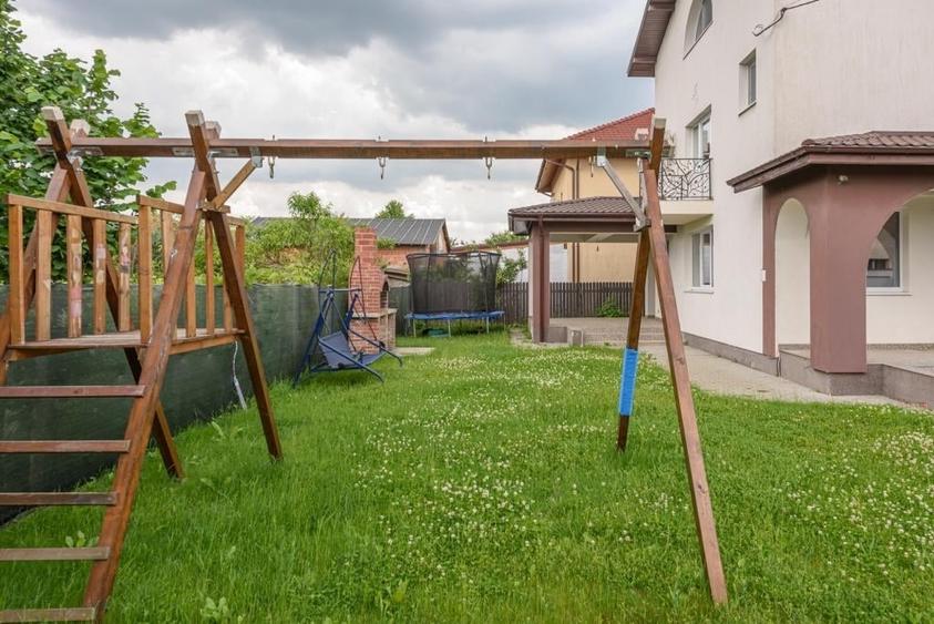 Vilă Spațioasă de Închiriat în Crevedia – Ideală pentru Familie (P+1+M) - 36