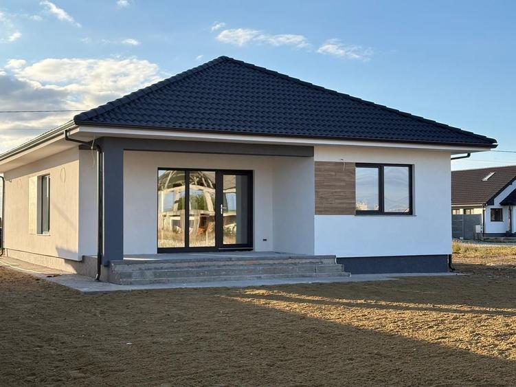 Casa Santandrei, 159 000 E (neg). Comision 0. - 6