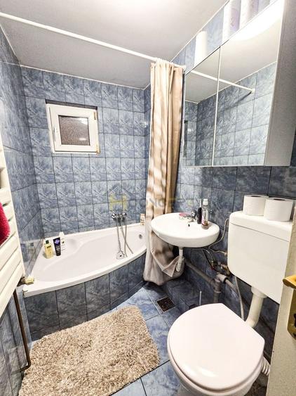 Vila individuala 6 camere Zona Ghencea Metrou Raul Doamnei Comision 0% - 11