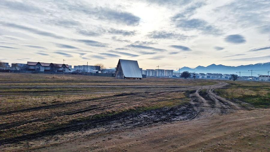 Tractorul, str.N.Labis, 1000mp, 75 euro/mp - 3