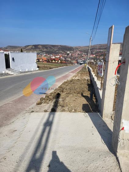 Duplex cu 4 camere cu Canalizare în Chinteni